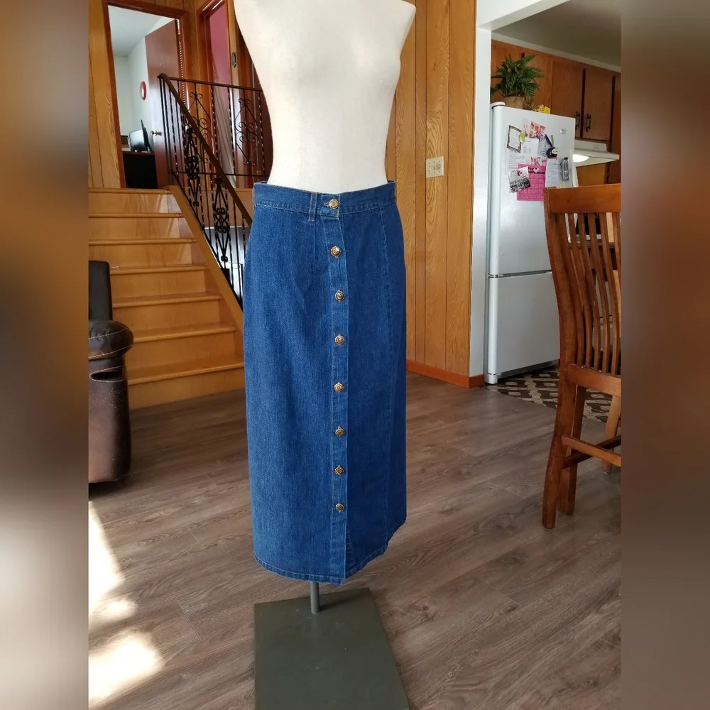 Denim - Picture 3 of 4